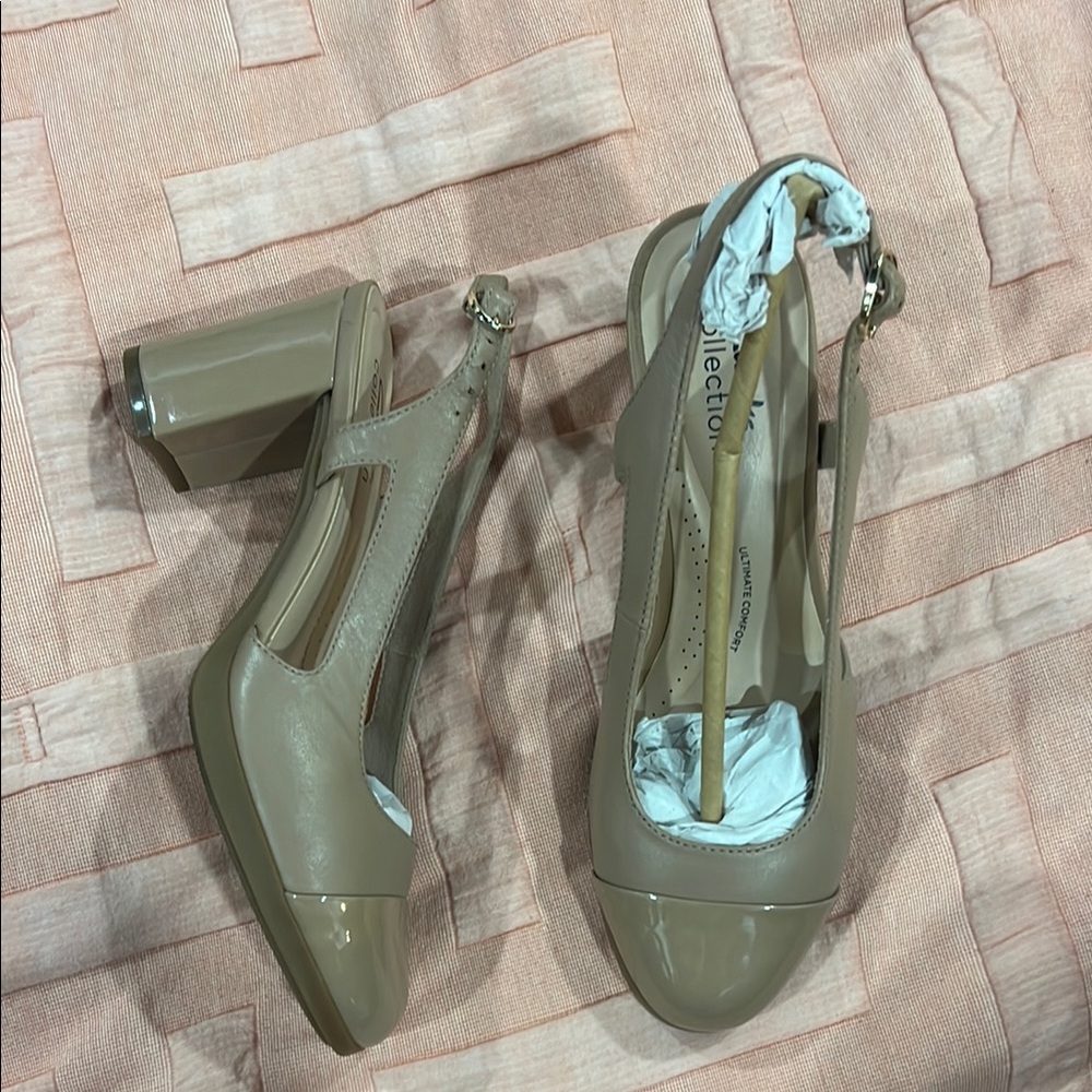 Clark’s Bayla Joy Beige Leather Block Slingback Heel